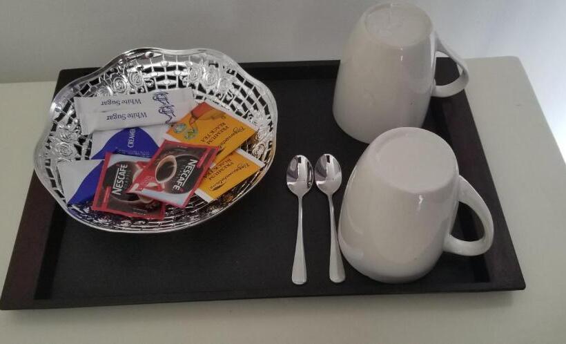 스탠다드 4인용 룸 바다전망, One World Mirissa