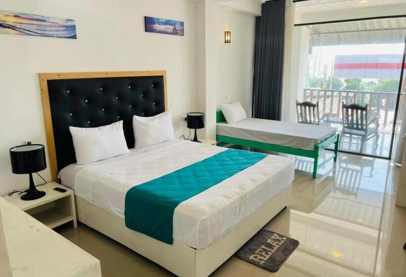 트리플 클래식 룸, One World Mirissa