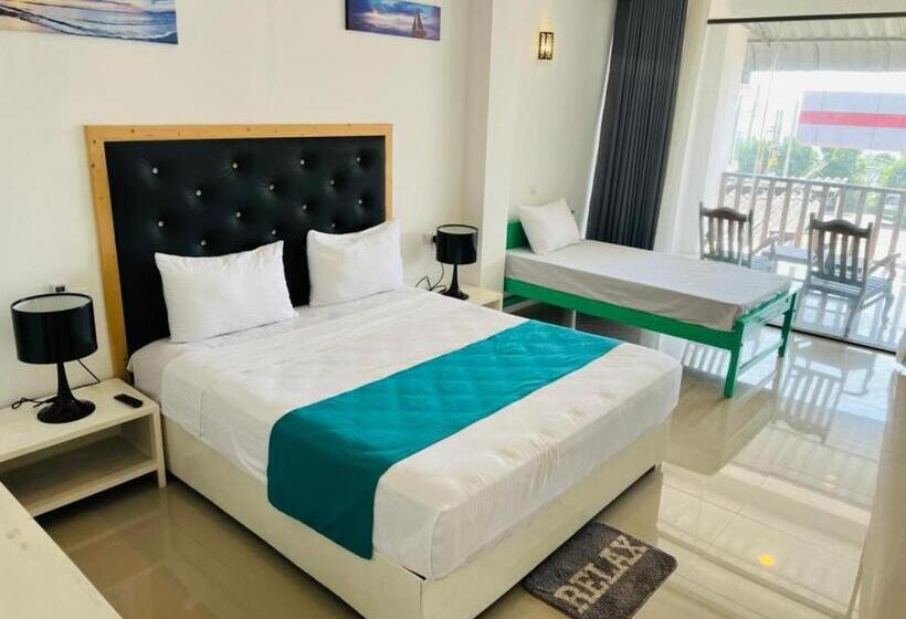 트리플 클래식 룸, One World Mirissa