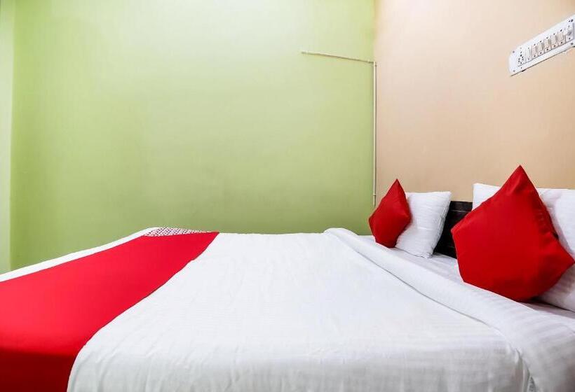 트리플 클래식 룸, Oyo 66940 New Delhi Grand