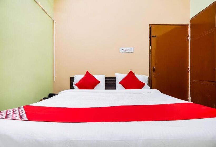 트리플 클래식 룸, Oyo 66940 New Delhi Grand