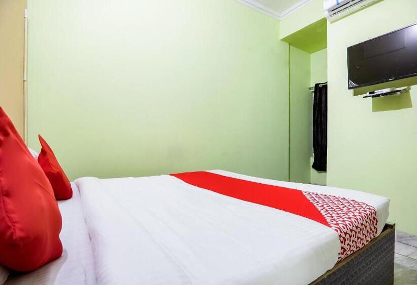 Трехместный Номер Классика, Oyo 66940 New Delhi Grand