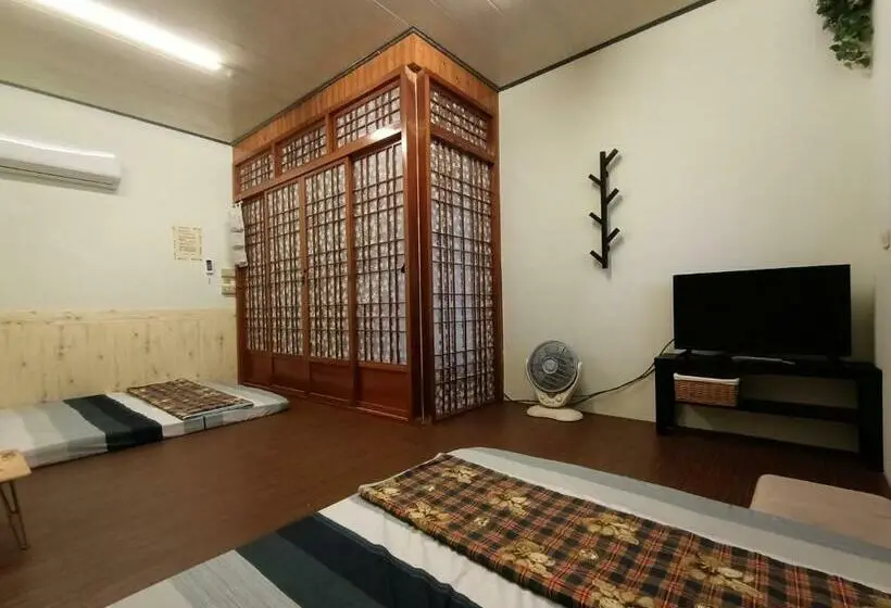 اتاق استاندارد چهار تخته, Ludao B&b