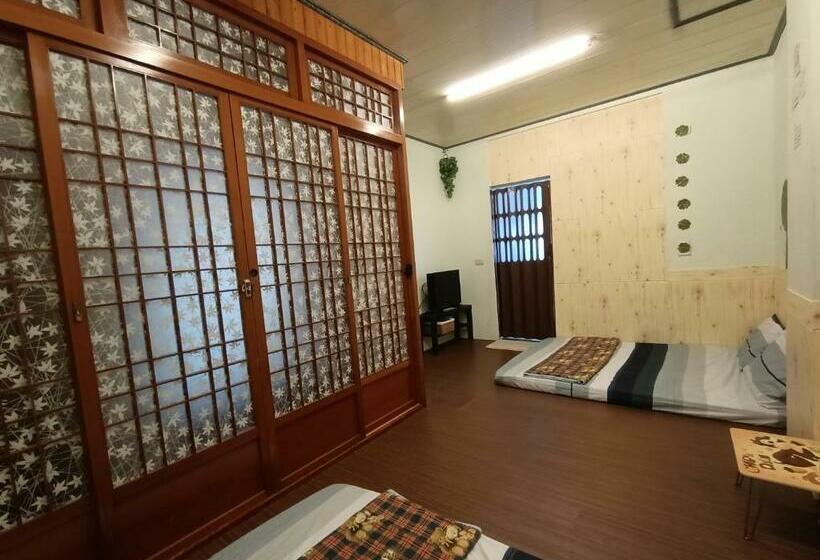 اتاق استاندارد چهار تخته, Ludao B&b