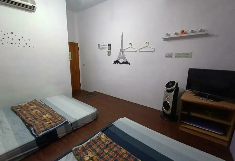 اتاق کلاسیک چهارنفره, Ludao B&b
