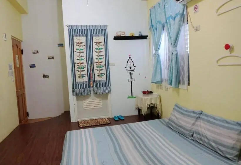 اتاق خانوادگی, Ludao B&b