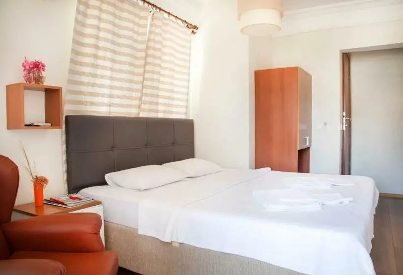 Standard Room, Oğuz Otel Datça