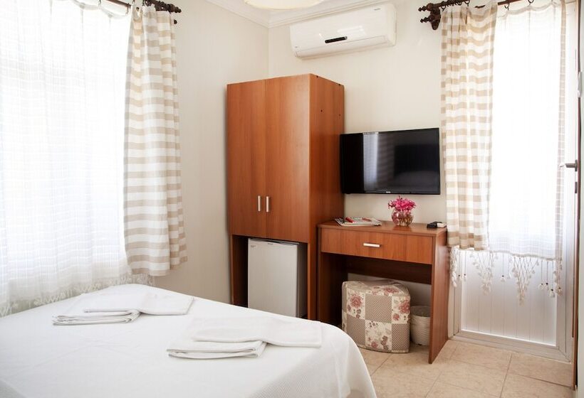 Quarto Estandar, Oğuz Otel Datça