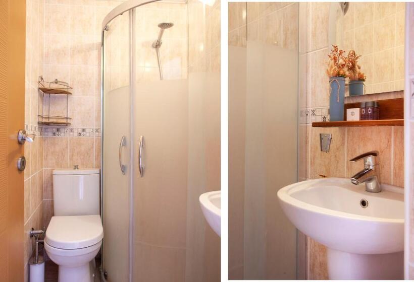 Quarto Triplo Estandar, Oğuz Otel Datça