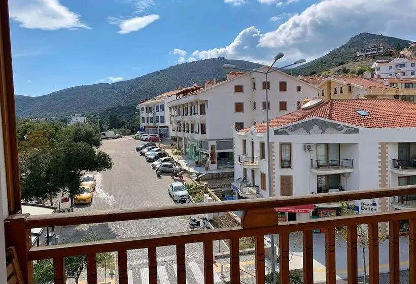 Standard Triple Room, Oğuz Otel Datça