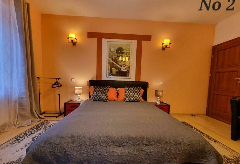 اتاق استاندارد با سرویس بهداشتی مشترک, Atia Residence