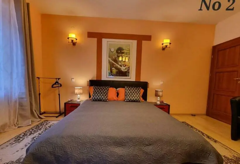 اتاق استاندارد با سرویس بهداشتی مشترک, Atia Residence