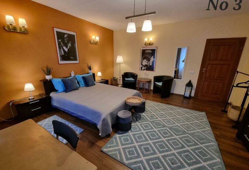 스탠다드 룸 공동 욕실, Atia Residence