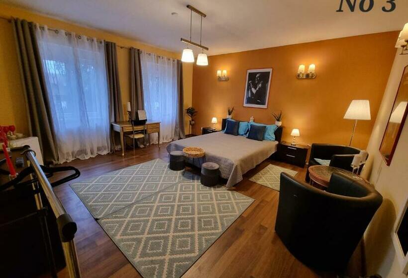 اتاق استاندارد با سرویس بهداشتی مشترک, Atia Residence