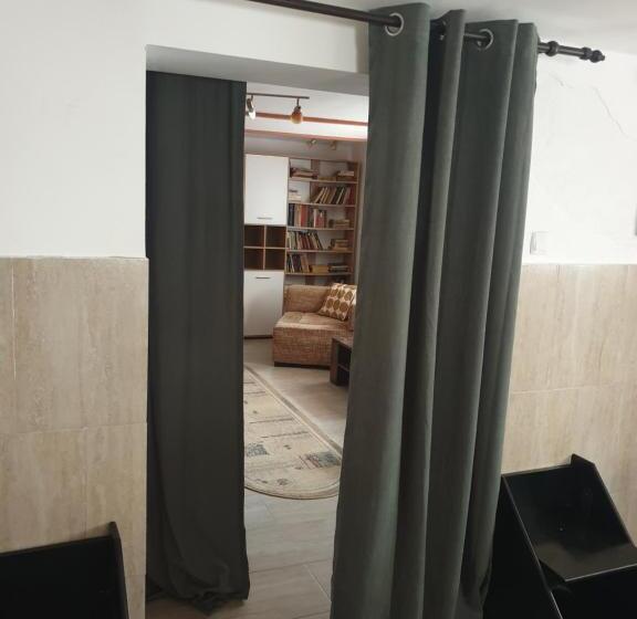 침실 1개 아파트, Atia Residence