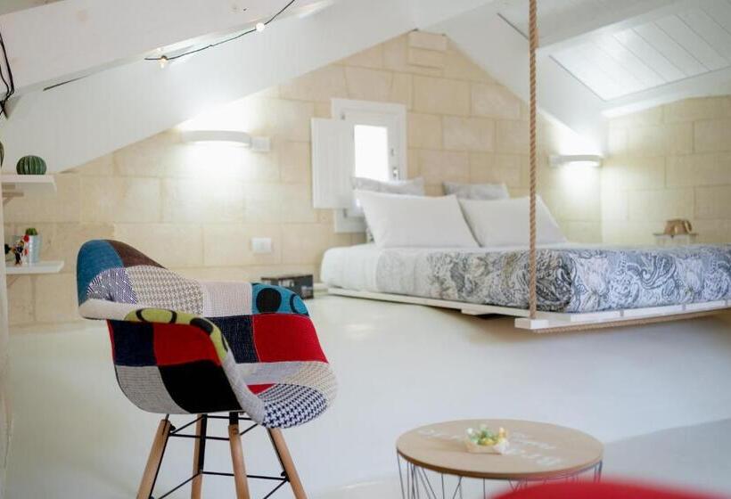 חדר דלוקס עם מרפסת, Palazzo Virgintino Sassi Rooms