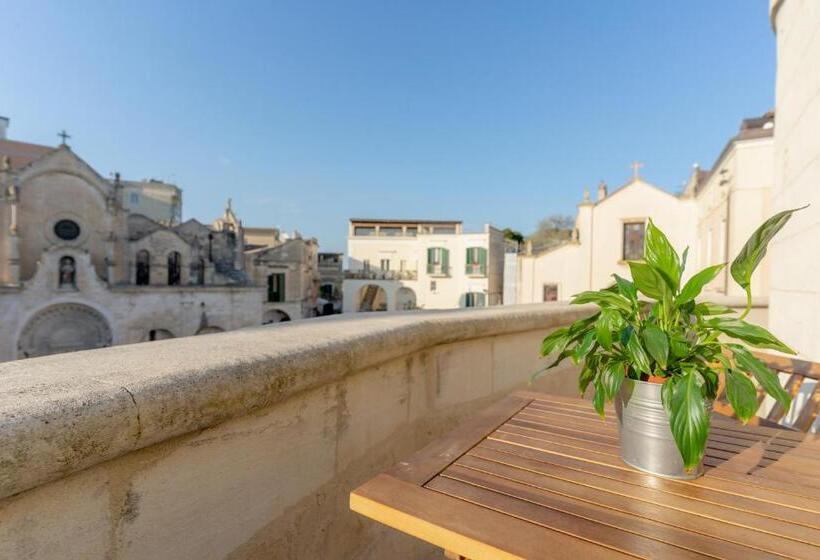 חדר דלוקס עם מרפסת, Palazzo Virgintino Sassi Rooms