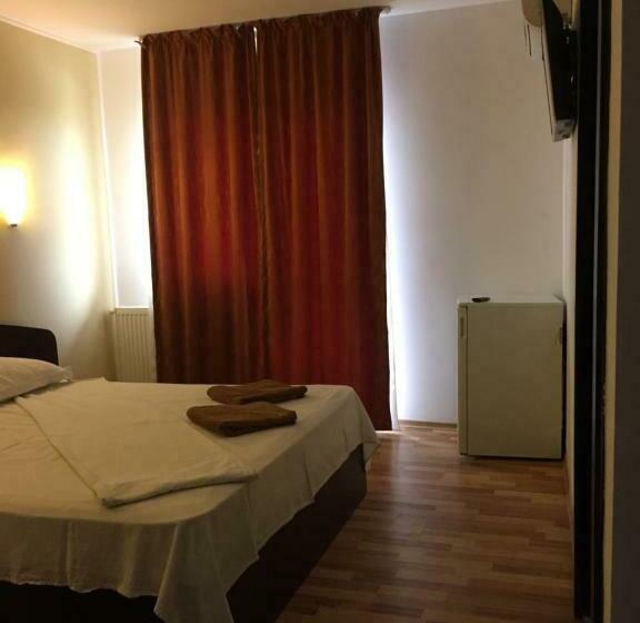 Quarto Estandar com Sacada, Vila Dg