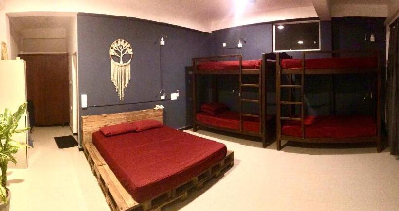 Camera Quadrupla Deluxe, Babylon Mirissa