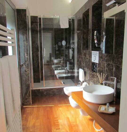 سوئیت با بالکن, Room 56   Le Dimore