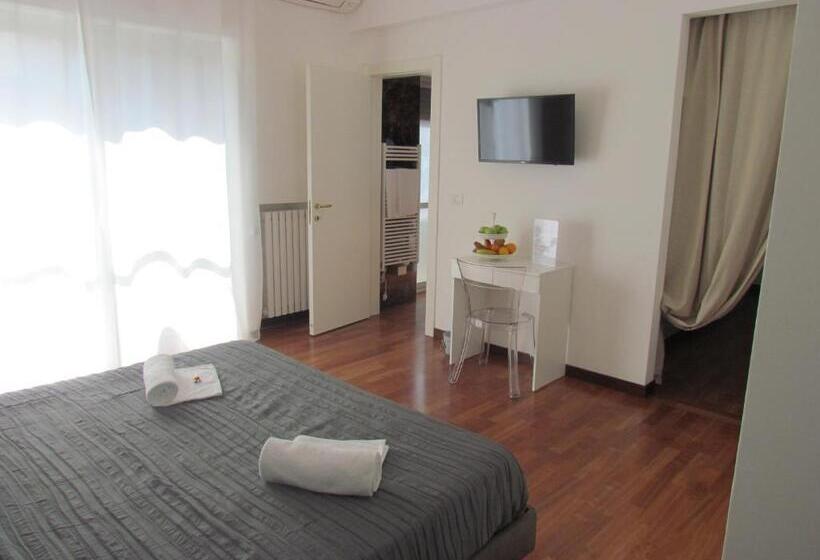 سوئیت با بالکن, Room 56   Le Dimore