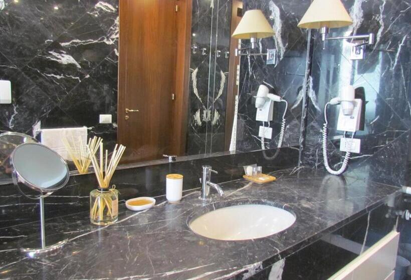سوئیت با تخت بزرگ, Room 56   Le Dimore