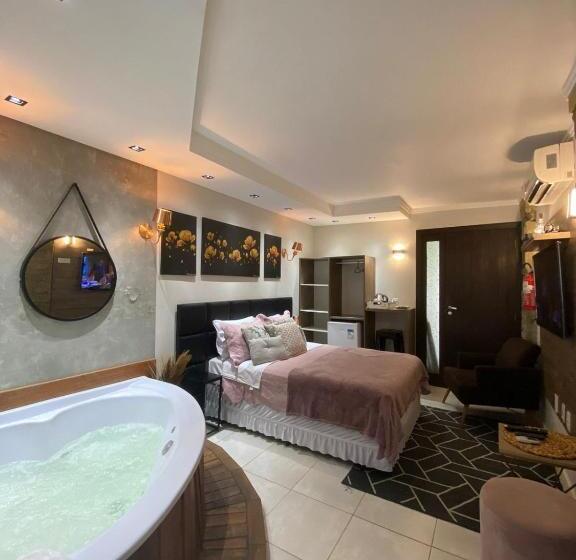 자쿠지 스위트, Bombinhas Guest House