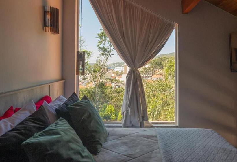디럭스 스위트, Bombinhas Guest House