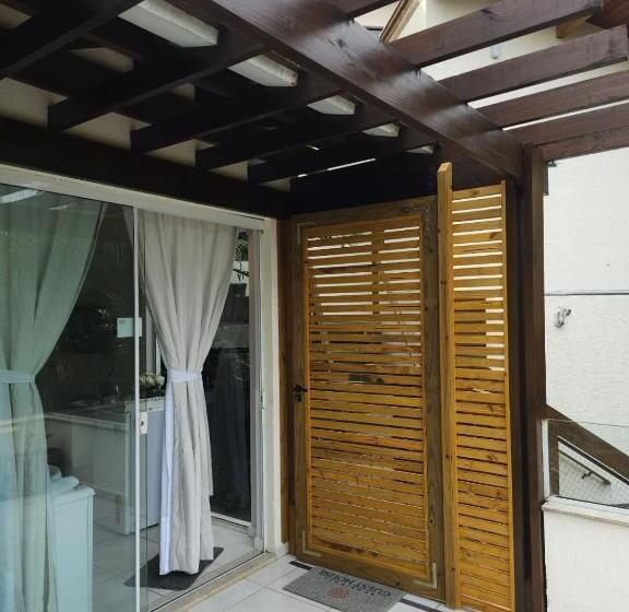 سوییت اجرایی, Bombinhas Guest House