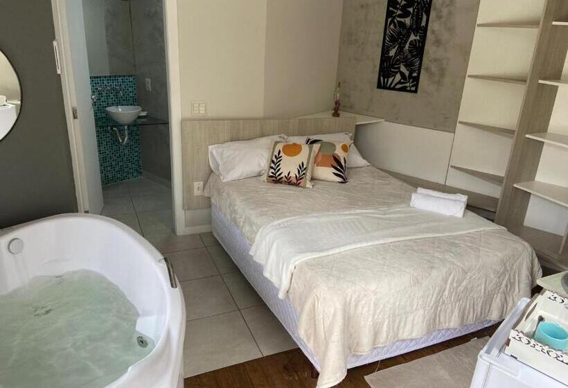 سوییت اجرایی, Bombinhas Guest House