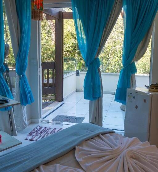 سوییت, Bombinhas Guest House