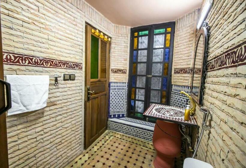 四人标准间, Dar Layali Fez