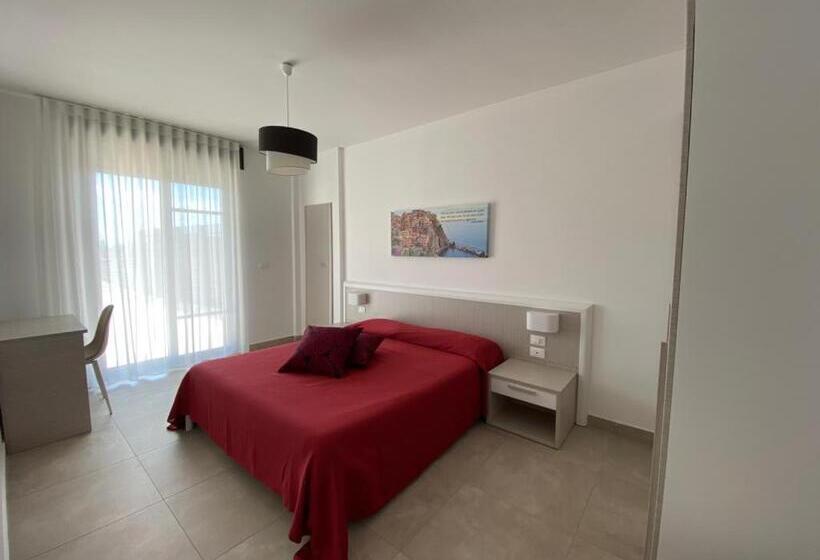 Апартаменты 2 Спальни, Albachiara Residence