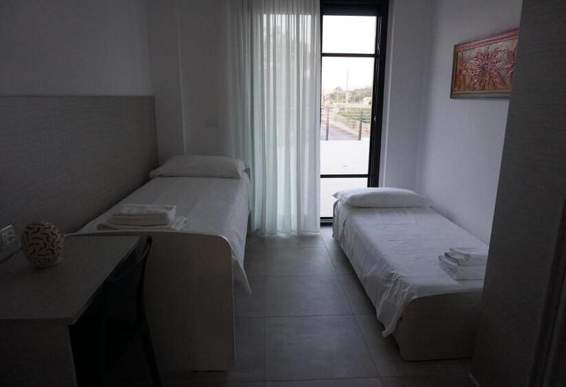 Апартаменты 2 Спальни, Albachiara Residence