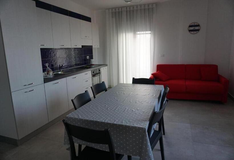 Апартаменты 2 Спальни, Albachiara Residence