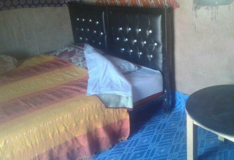 Standard Tent, Erg Chegaga Nomad Tour