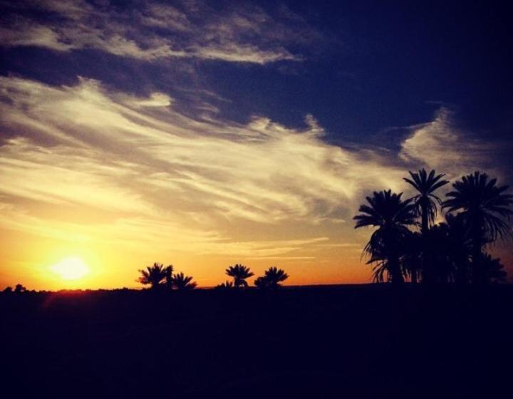 Standard Tent, Erg Chegaga Nomad Tour