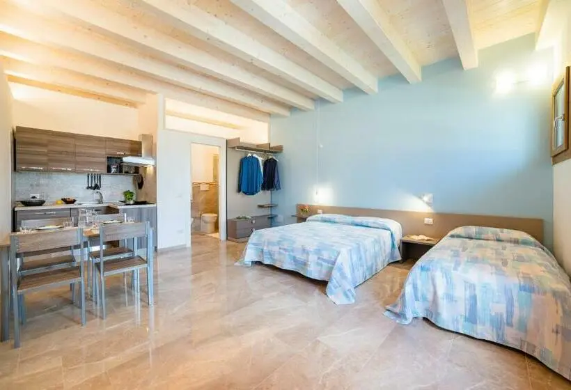 デラックススタジオ, Agriturismo Acquachiara