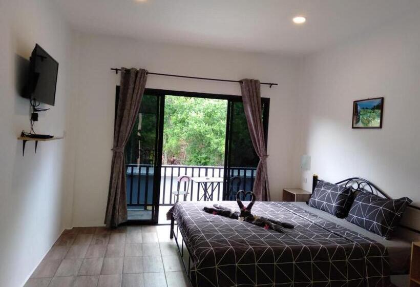 חדר סטנדרט עם מיטת קינג, Samui Hills