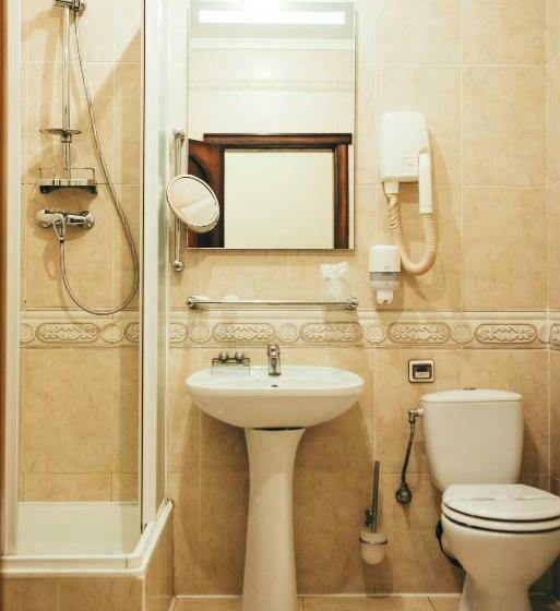 اتاق استاندارد, Lyube