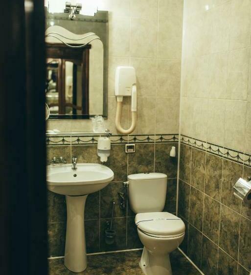 اتاق استاندارد, Lyube