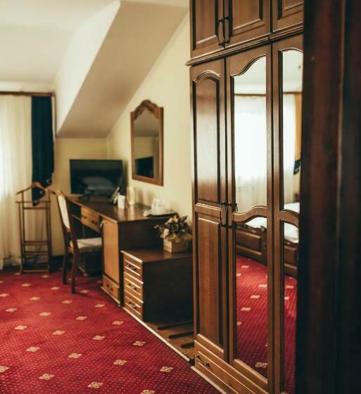 اتاق استاندارد, Lyube