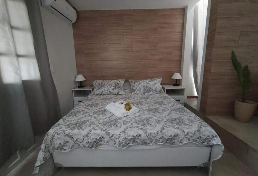 חדר סטנדרט נוף לים עם מרפסת, Casa De Hóspedes Guesthouse Prainha