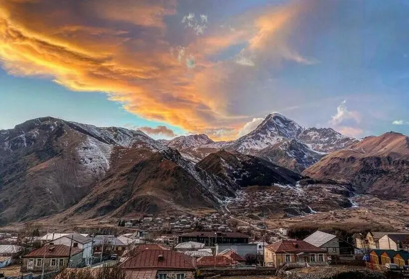 اتاق استاندارد با تخت بزرگ, Alpine Lounge Kazbegi