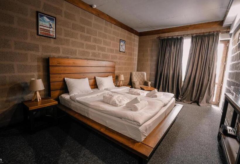 اتاق استاندارد با تخت بزرگ, Alpine Lounge Kazbegi