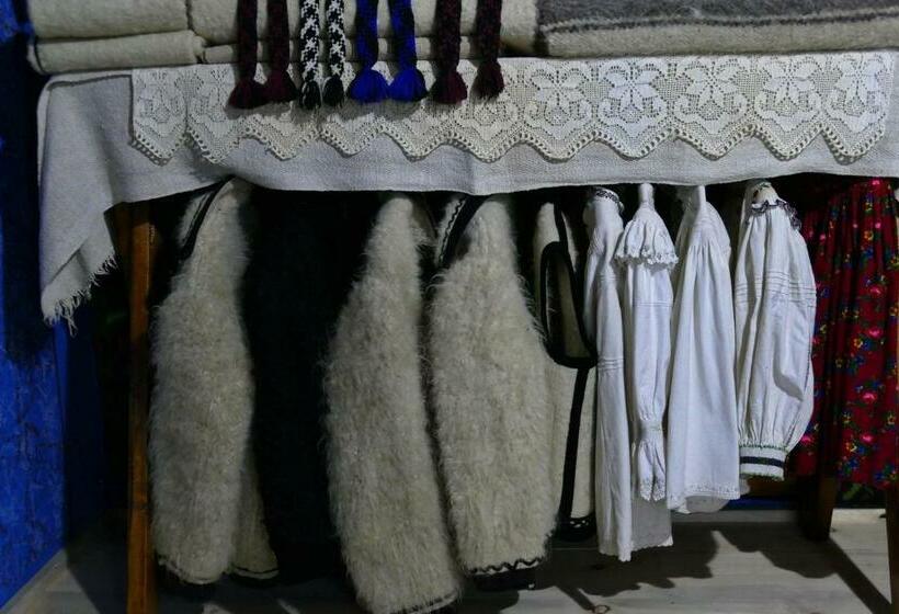 חדר סטנדרט לשלושה, Pensiunea Inima Maramureșului