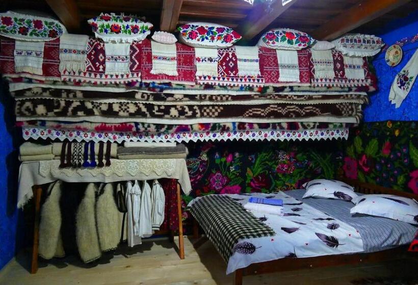 חדר סטנדרט לשלושה, Pensiunea Inima Maramureșului