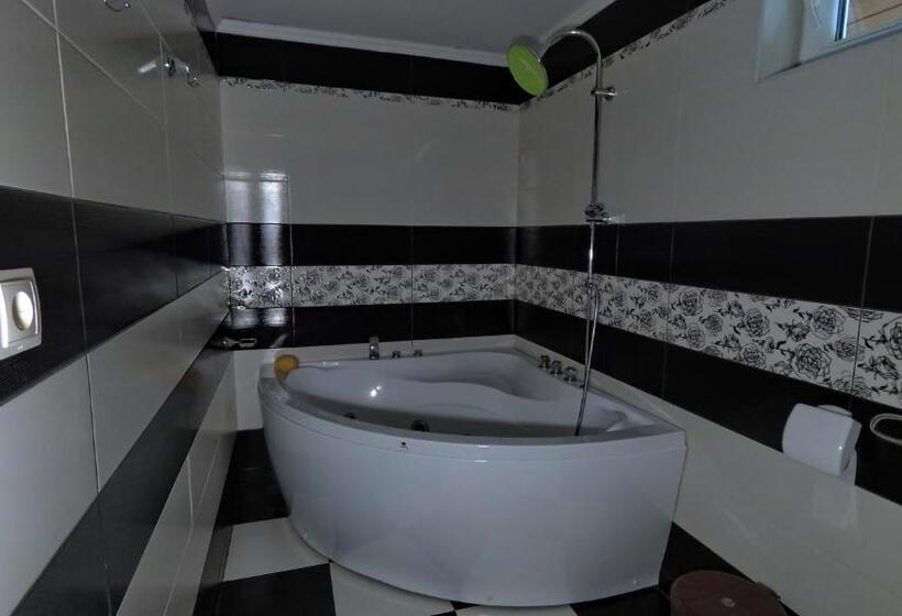 חדר דלוקס, Pensiunea Inima Maramureșului