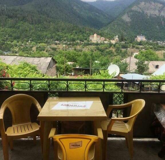 اتاق استاندارد با چشم‌انداز کوهستان, Achela S Guesthouse