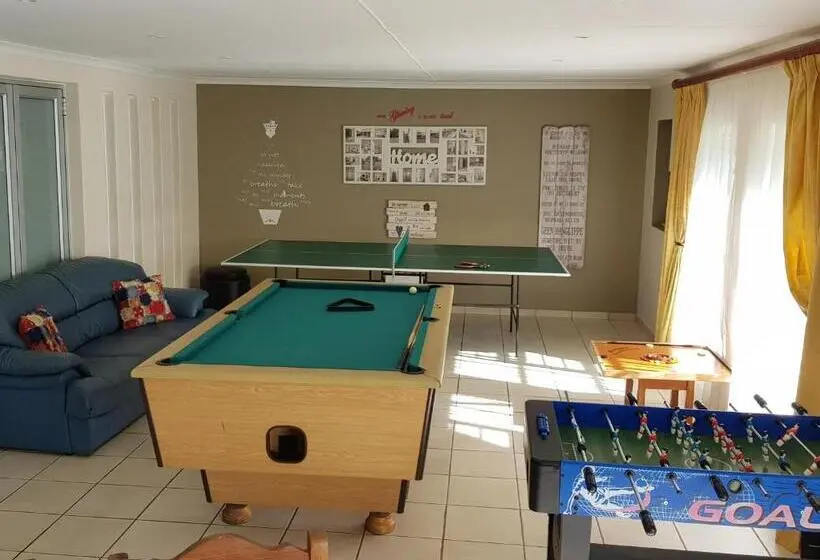 اتاق لوکس با بالکن, Bethel B&b / Selfcatering